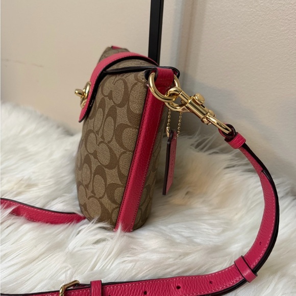 Coach c2817 Addie Crossbody In Signature Canvas Khaki Fuschia Org $328 - Picture 10 of 13